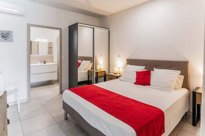 Pièce de nuit de la villa en location en Guadeloupe